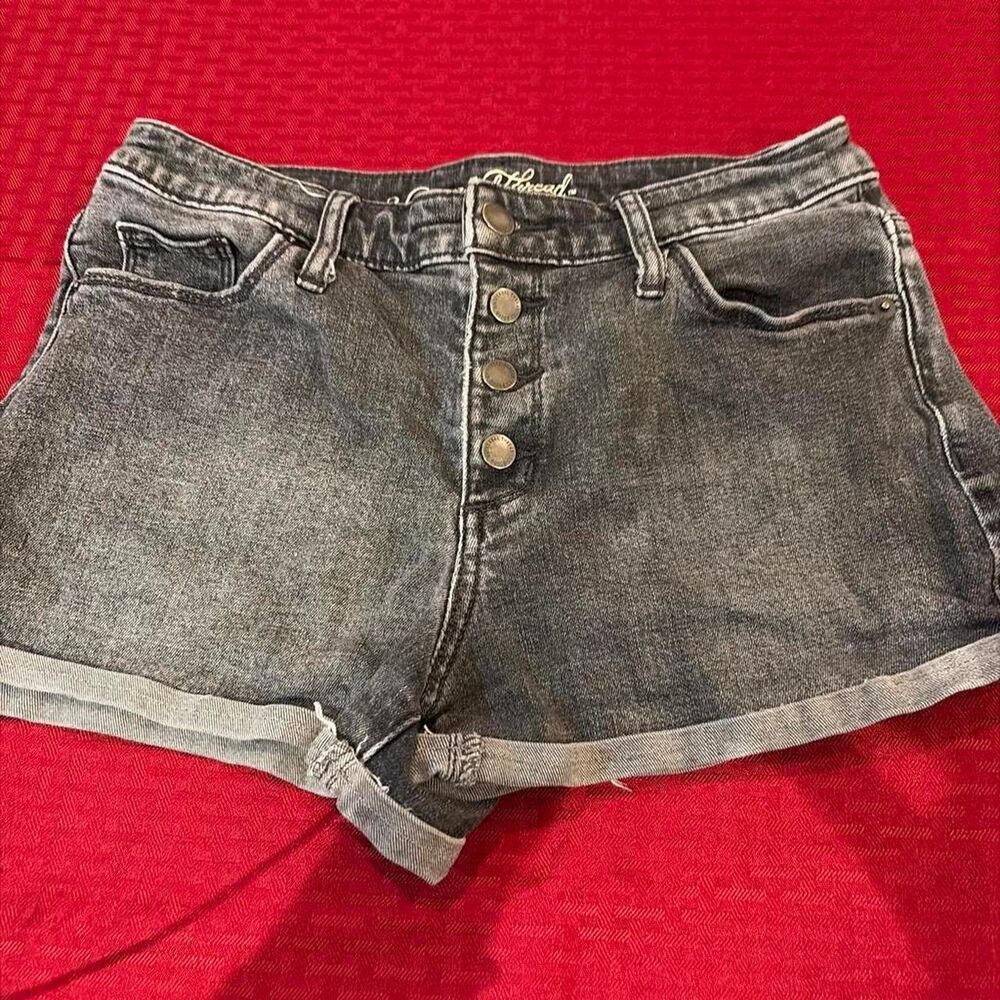 Universal-thread Women's Black and Grey Shorts